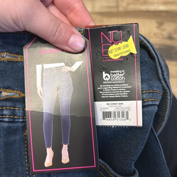 Jeans - Picture 5 of 5